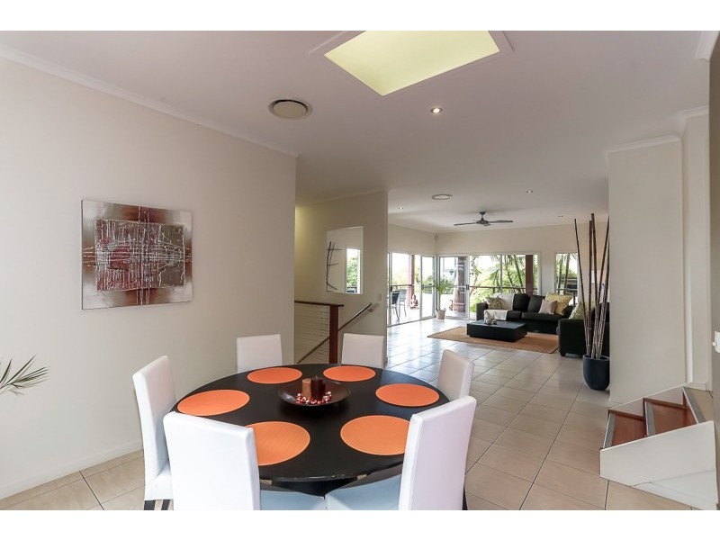 9 Constellation Close, Sunrise Beach QLD 4567
