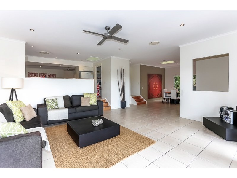 9 Constellation Close, Sunrise Beach QLD 4567