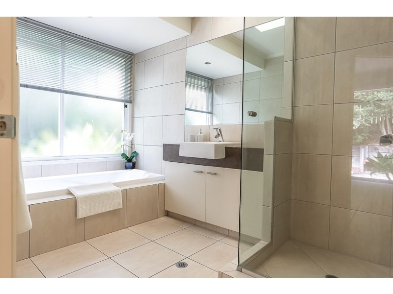 9 Constellation Close, Sunrise Beach QLD 4567