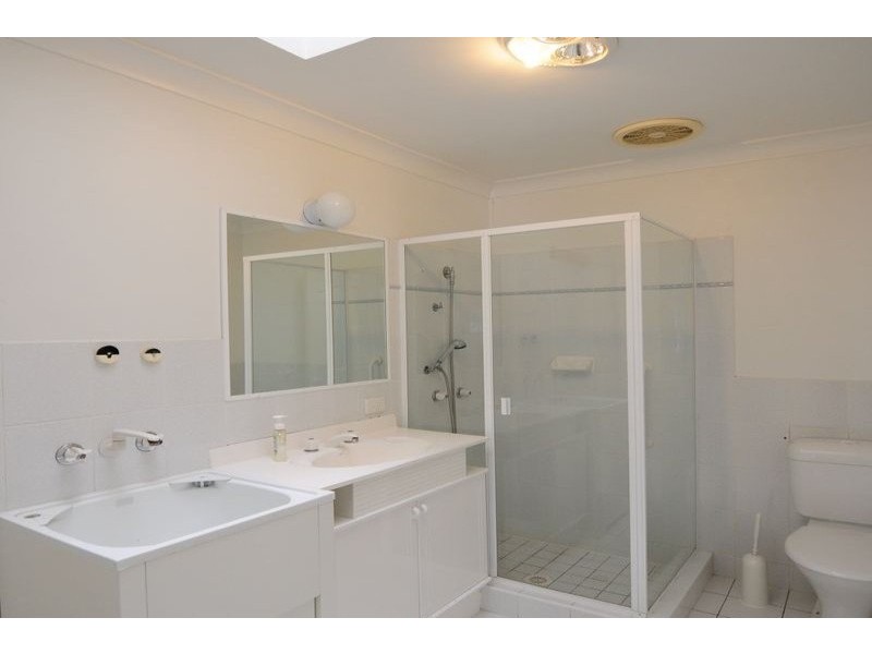 2/67 Southern Cross Parade, Sunrise Beach QLD 4567