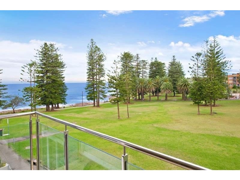 21 Coast Avenue, Cronulla NSW 2230