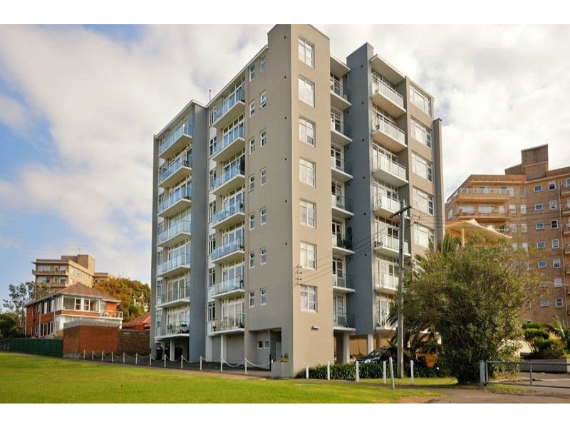 21 Coast Avenue, Cronulla NSW 2230