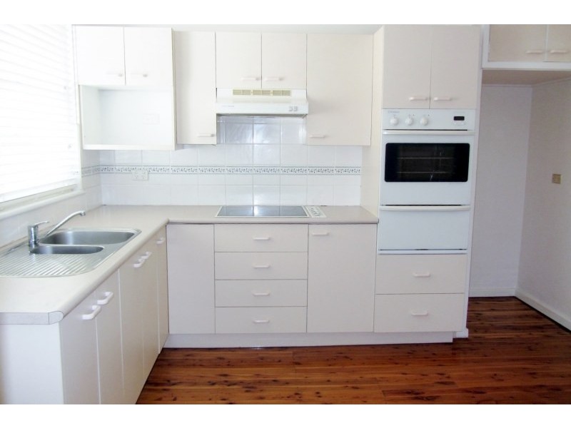 12 Sandra Place, Miranda NSW 2228