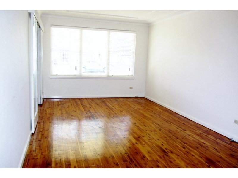 12 Sandra Place, Miranda NSW 2228