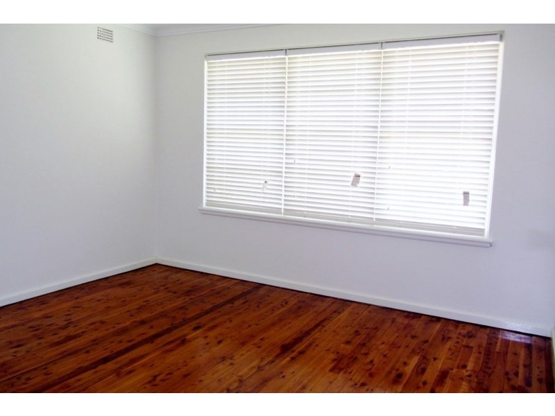 12 Sandra Place, Miranda NSW 2228