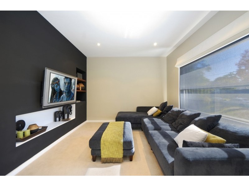 16 Ash Avenue, Caringbah South NSW 2229