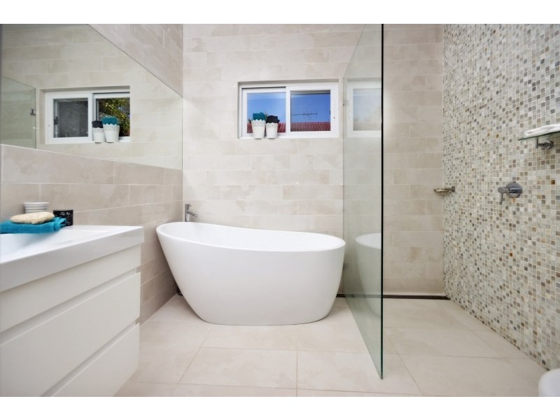 16 Ash Avenue, Caringbah South NSW 2229