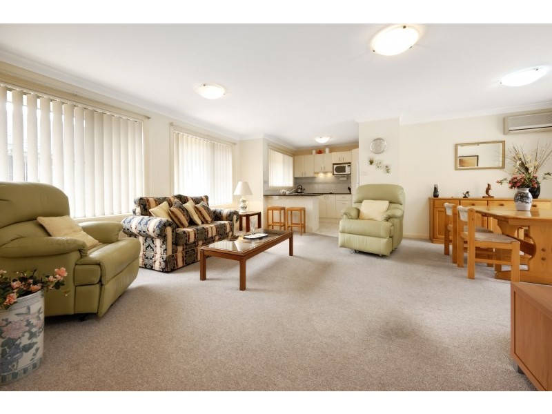 2/29 Churchill Avenue, Kirrawee NSW 2232