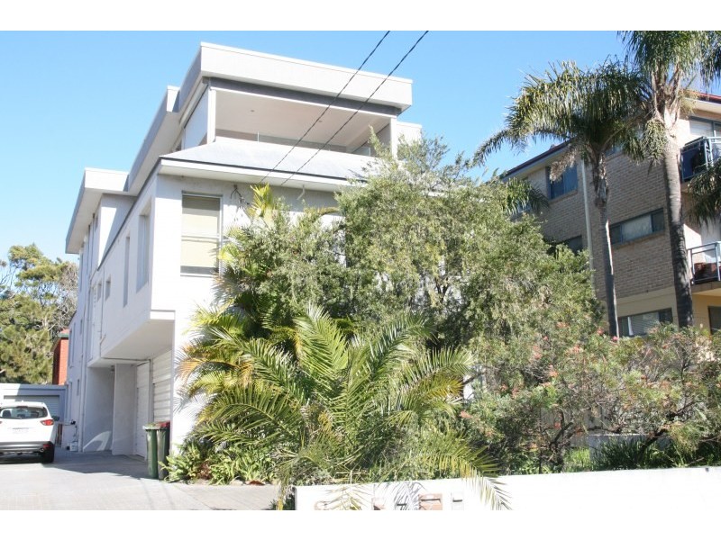 8 Ingalara Avenue, Cronulla NSW 2230