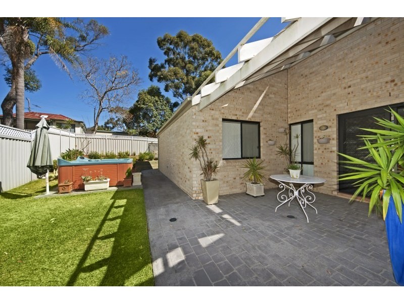 30 Humberstone Avenue, Gymea NSW 2227