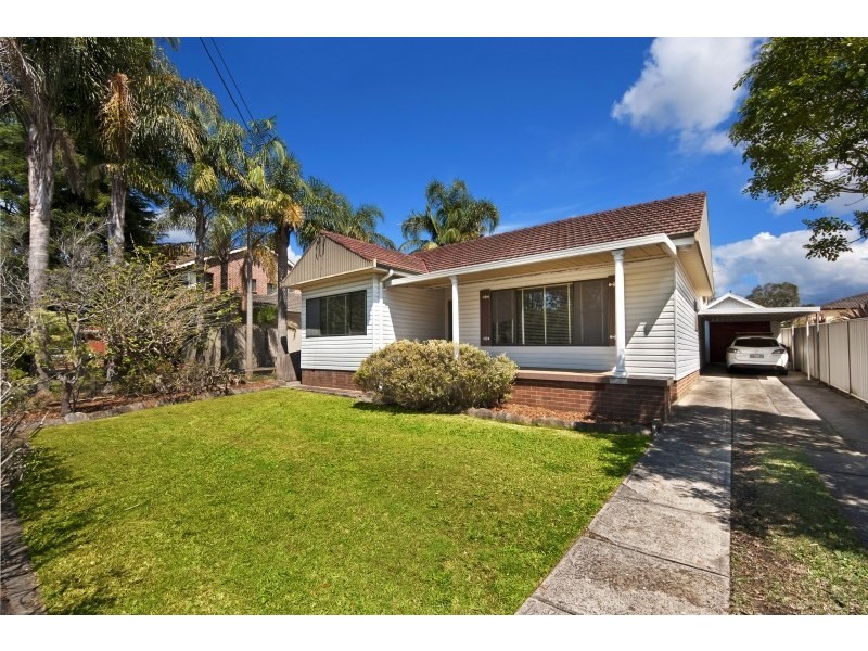 19 Gannons Road, Caringbah NSW 2229