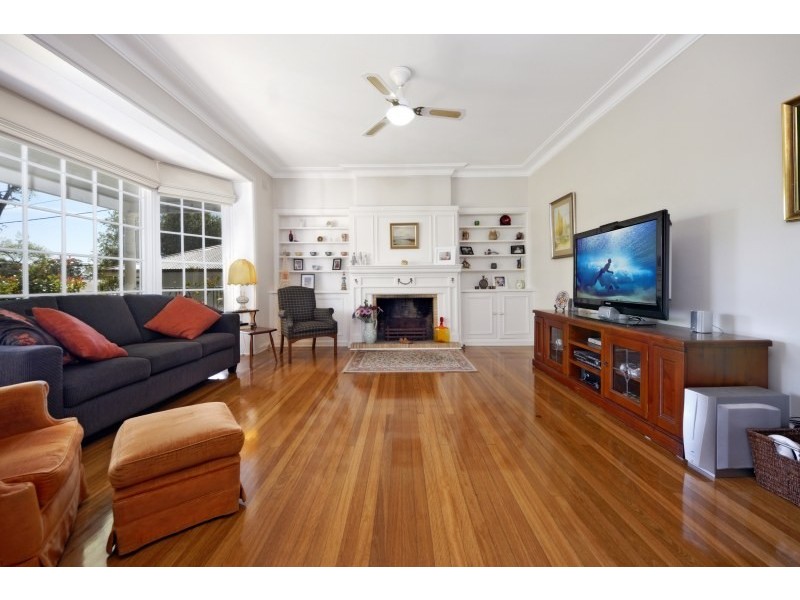 18 Binaville Avenue, Burraneer NSW 2230