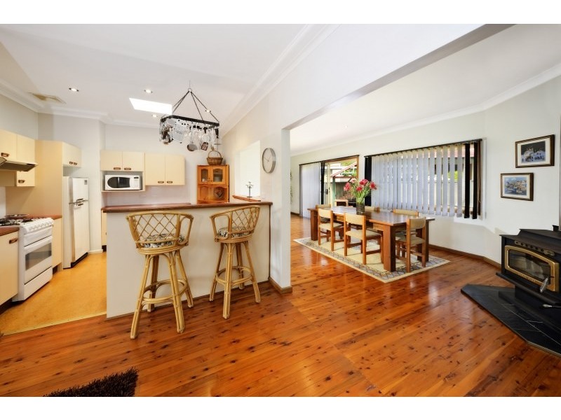 2 Mandur Place, Caringbah South NSW 2229