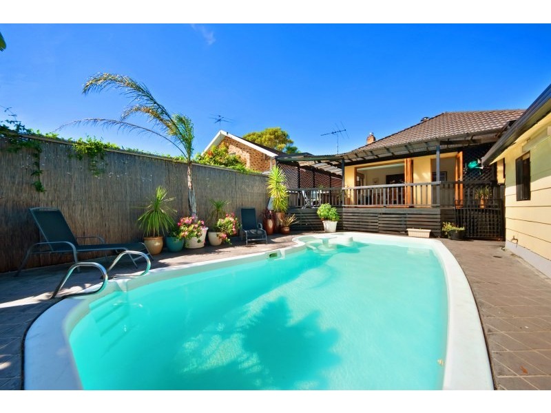 35 Crammond Boulevard, Caringbah NSW 2229