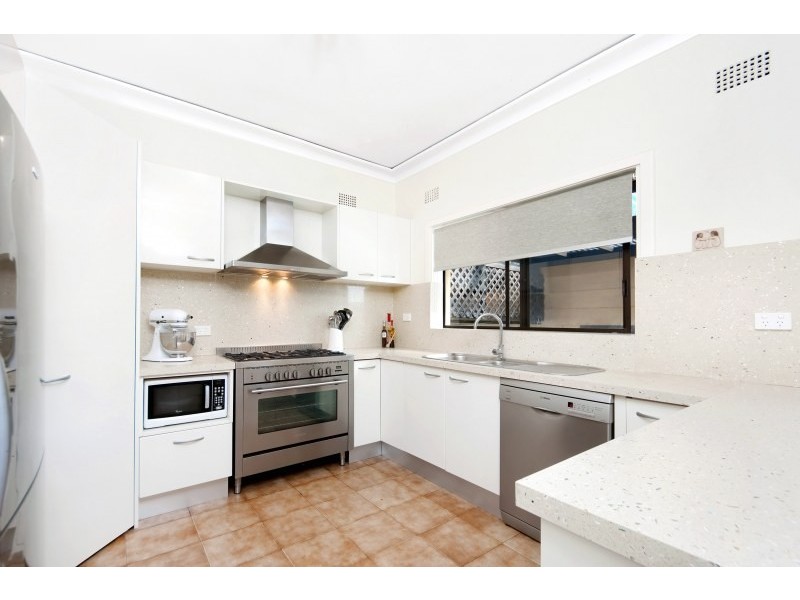 35 Crammond Boulevard, Caringbah NSW 2229