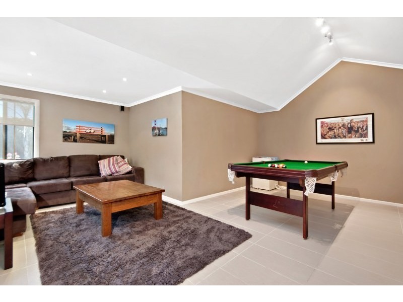 35 Crammond Boulevard, Caringbah NSW 2229