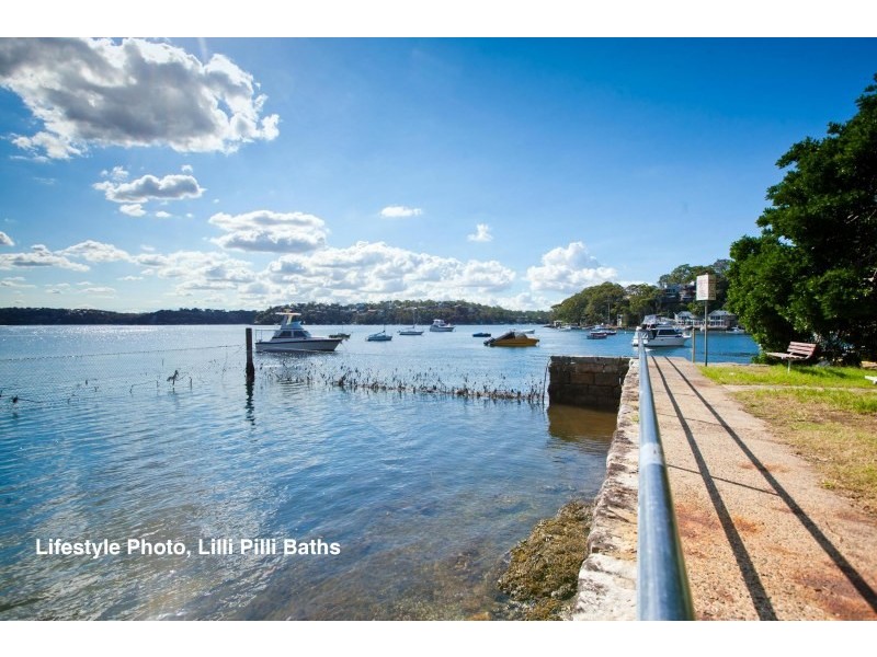 8 Binney Street, Caringbah South NSW 2229