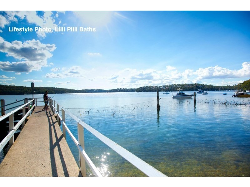 8 Binney Street, Caringbah South NSW 2229