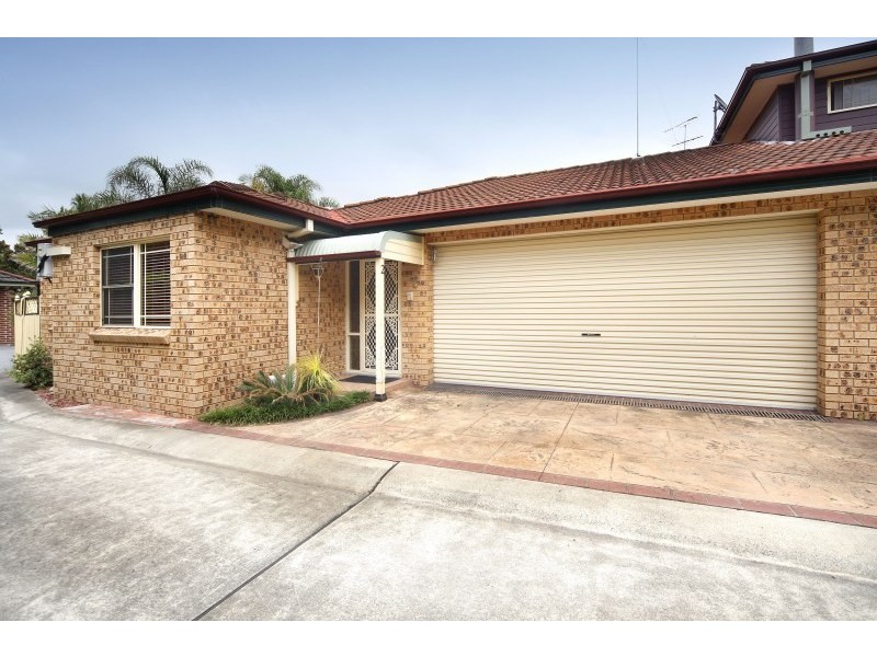 2/2 Binda Road, Yowie Bay NSW 2228