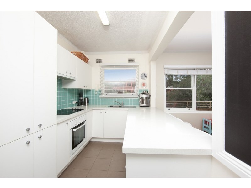 2/4 Allison Road, Cronulla NSW 2230