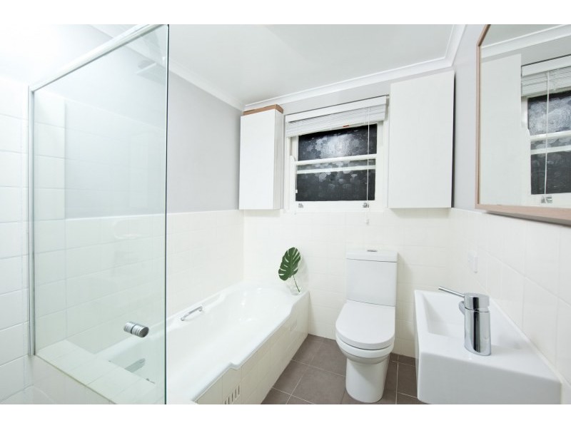 2/4 Allison Road, Cronulla NSW 2230