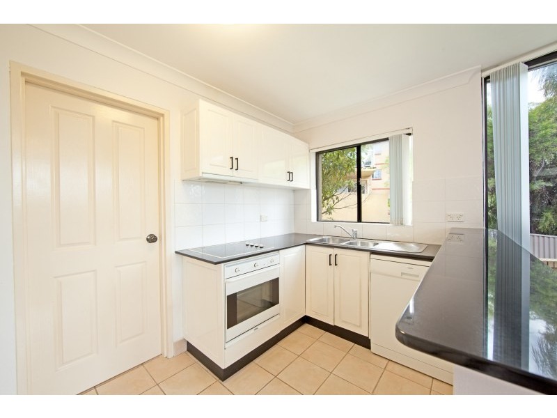 1/4 Burraneer Bay Road, Cronulla NSW 2230