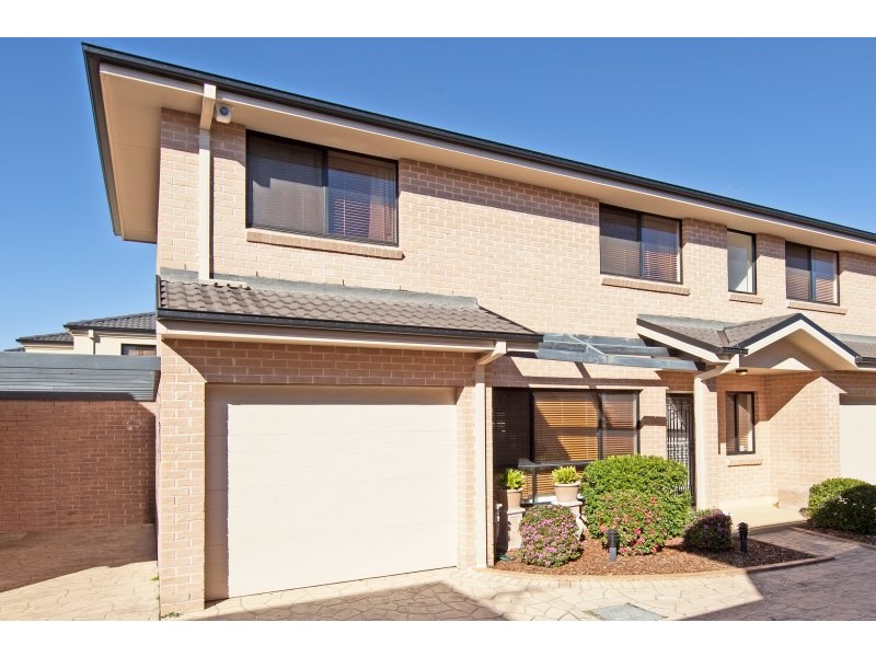 2/4-6 Combara Avenue, Caringbah NSW 2229