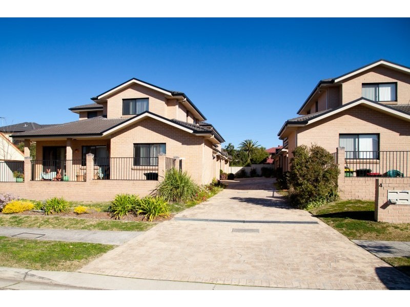 2/4-6 Combara Avenue, Caringbah NSW 2229