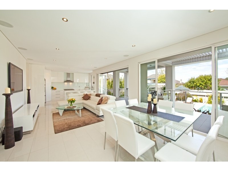 34 Hyndman Parade, Woolooware NSW 2230