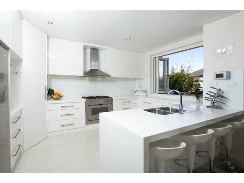 34 Hyndman Parade, Woolooware NSW 2230