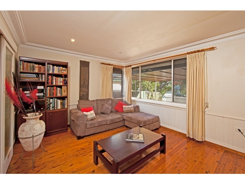 24 Captain Cook Drive, Caringbah NSW 2229