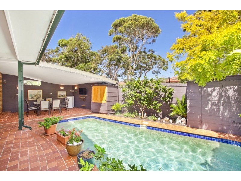 2/11 Burrawalla Road, Caringbah NSW 2229