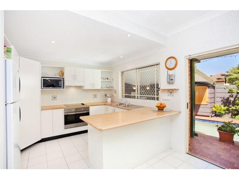 2/11 Burrawalla Road, Caringbah NSW 2229