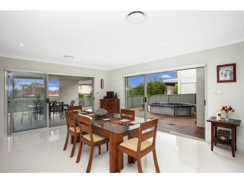 30 Hyndman Parade, Woolooware NSW 2230