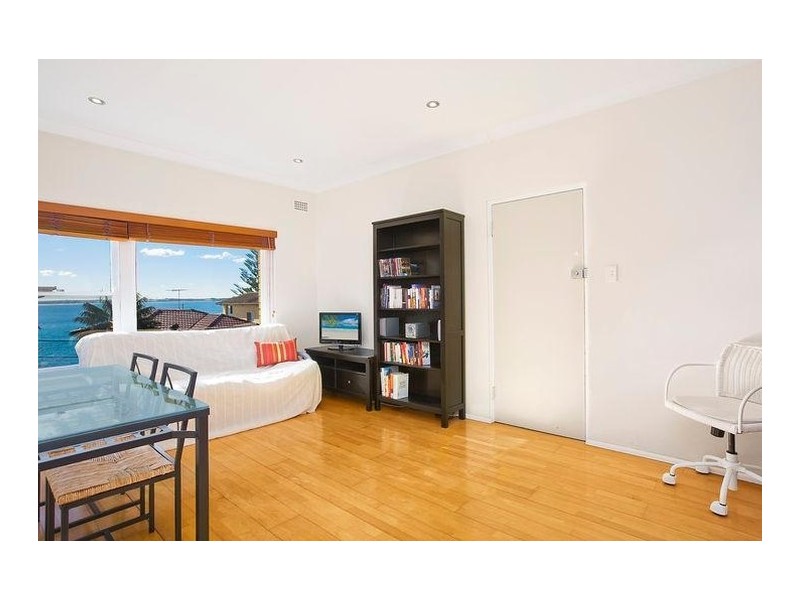 8/1 Mentone Avenue, Cronulla NSW 2230