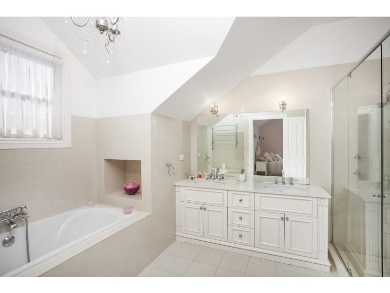 2 Cecil Street, Dolans Bay NSW 2229