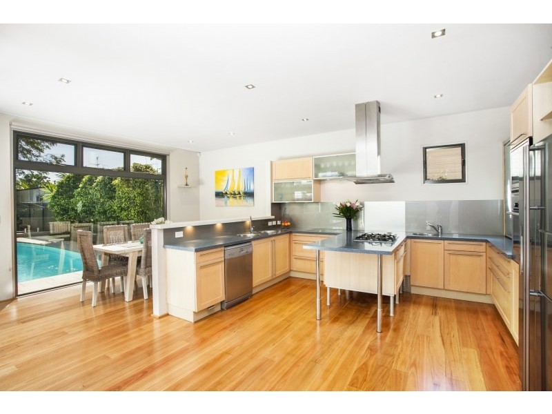 11 Oaks Street, Cronulla NSW 2230