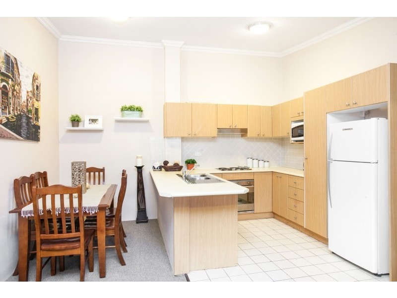 7/16 Gibbs Street, Miranda NSW 2228