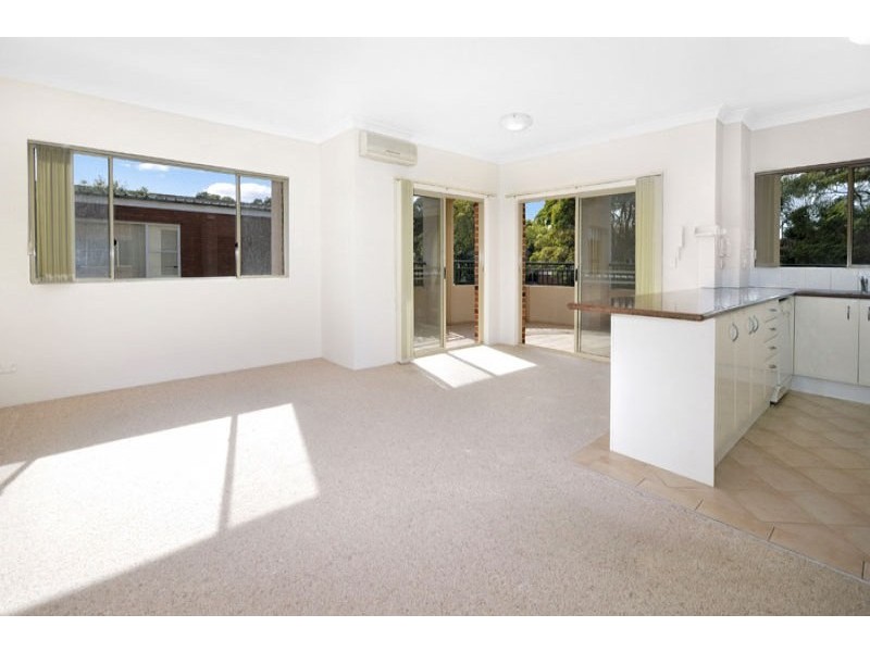 8/398-400 Port Hacking Road, Caringbah NSW 2229