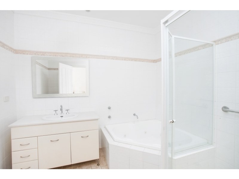 12/149-151 Gannons Road, Caringbah South NSW 2229