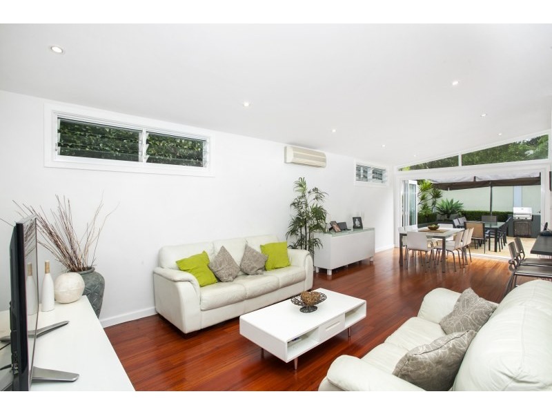 9 Saunders Bay Road, Caringbah South NSW 2229