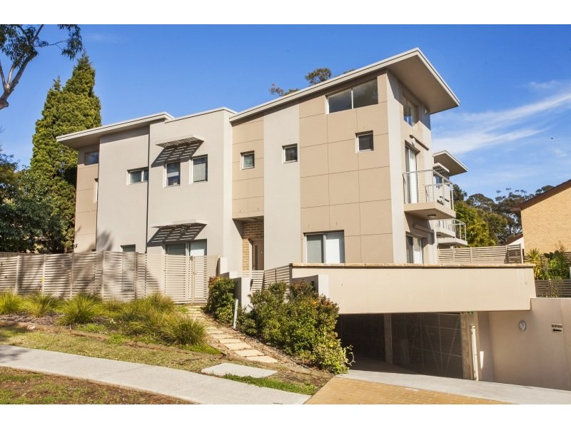 2/85 Yathong Road, Caringbah NSW 2229