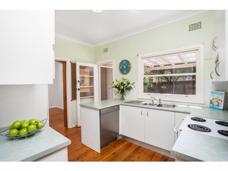 18 Burradoo Street, Caringbah South NSW 2229