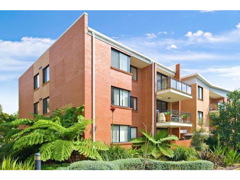 2/1-3 Jacarada Road, Caringbah NSW 2229