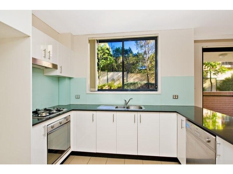 2/1-3 Jacarada Road, Caringbah NSW 2229