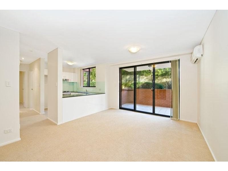 2/1-3 Jacarada Road, Caringbah NSW 2229