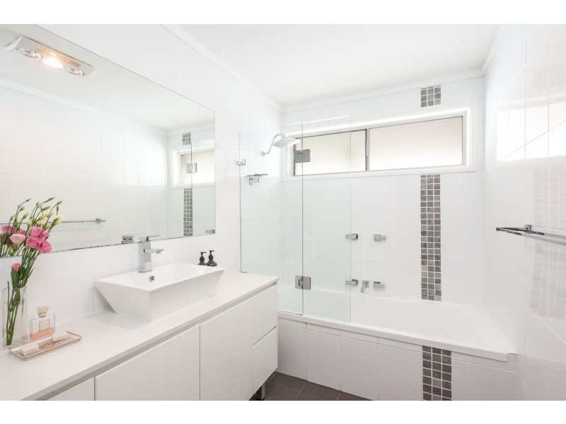 6 Amitaf Avenue, Caringbah South NSW 2229