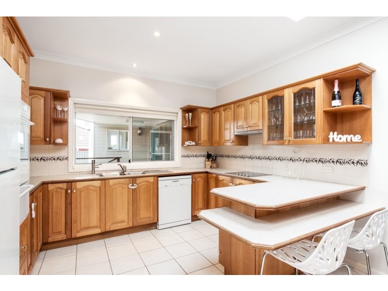 11 Glandore Street, Woolooware NSW 2230