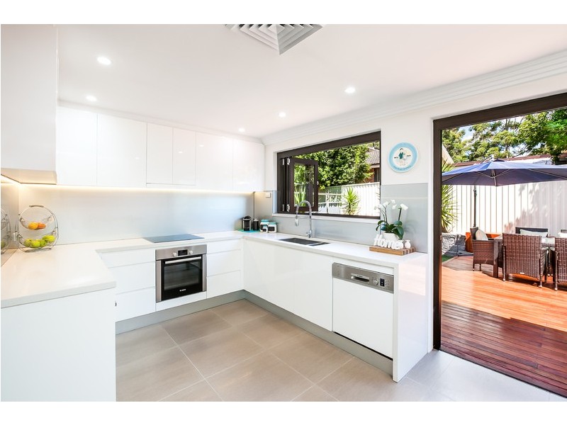 4/20 Jacaranda Road, Caringbah NSW 2229