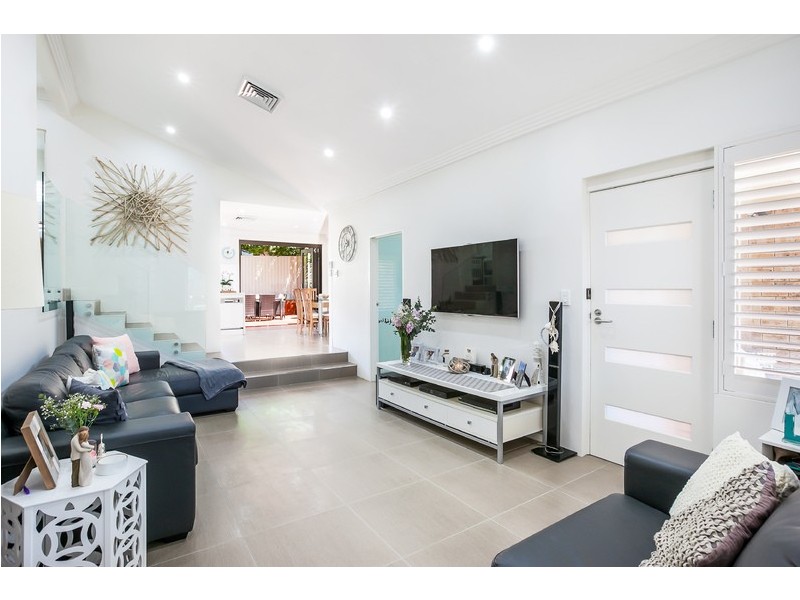 4/20 Jacaranda Road, Caringbah NSW 2229